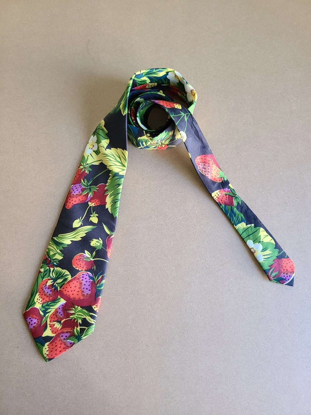 Strawberry Print Silk Tie - Black Background